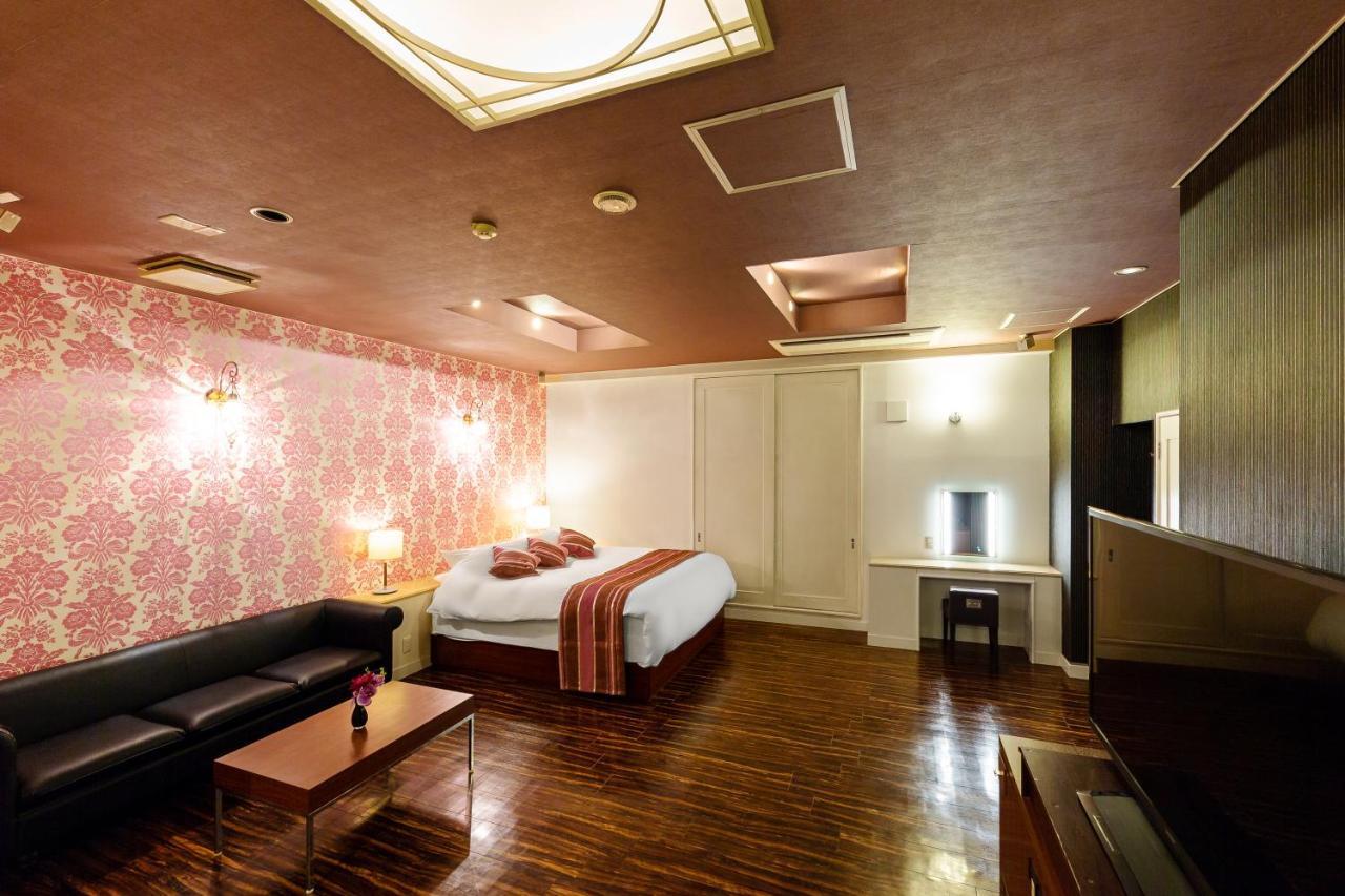 Hotel Love Jewel Kitakyushu Zewnętrze zdjęcie